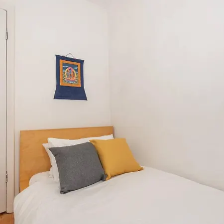 Nyaraló Pass The Keys Urban Charm - Near Headingley - Driveway Parking *